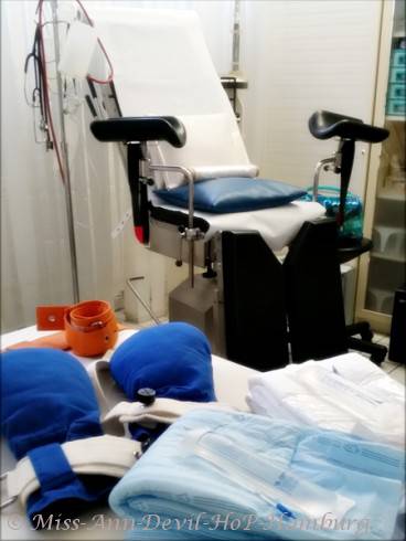 FetischKlinik Dr. Johanna D. 4