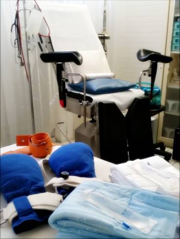 FetischKlinik Dr. Johanna D. 51
