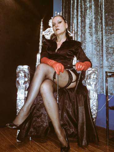 Bi-Gemeinschaftserziehung im DOMICILE DARK EMOTION 6