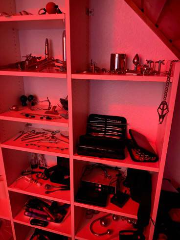 FETISCH KLINIK DER HERRIN JESSY 2