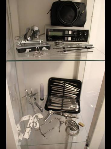 FETISCH KLINIK DER HERRIN JESSY 15