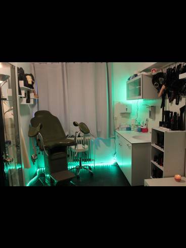 FETISCH KLINIK DER HERRIN JESSY 8