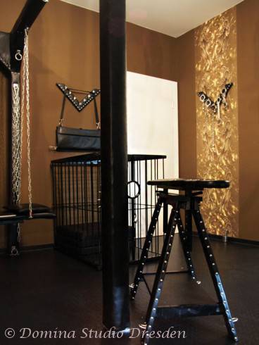 Domina Studio - Fetisch-Studio-Dresden 20