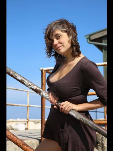 Amira Tantra-Domina 3
