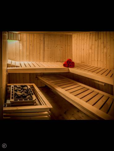 ELEGANCE Etablierte Adresse- PREMIUM Studio 35