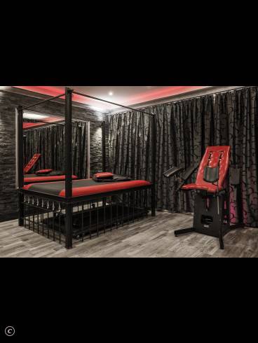 ELEGANCE Etablierte Adresse- PREMIUM Studio 44
