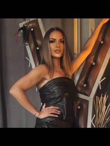 Mieterinnen Residenz Hekate BDSM Wohnwelt Schweiz 7