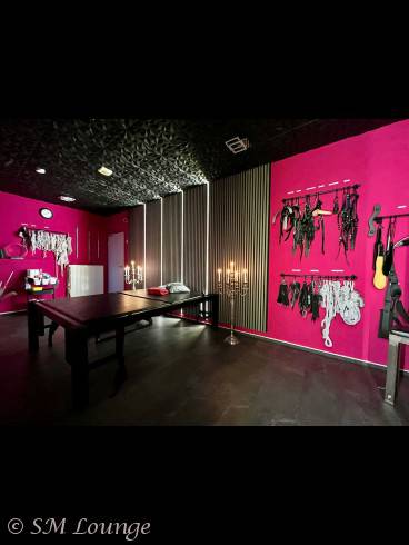 SM LOUNGE - SUCHT weibl. VERSTÄRKUNG a + p 4