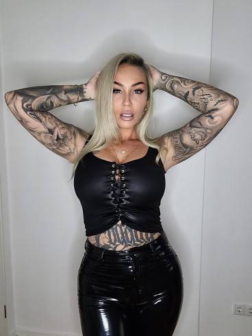 Lady Xenia 3